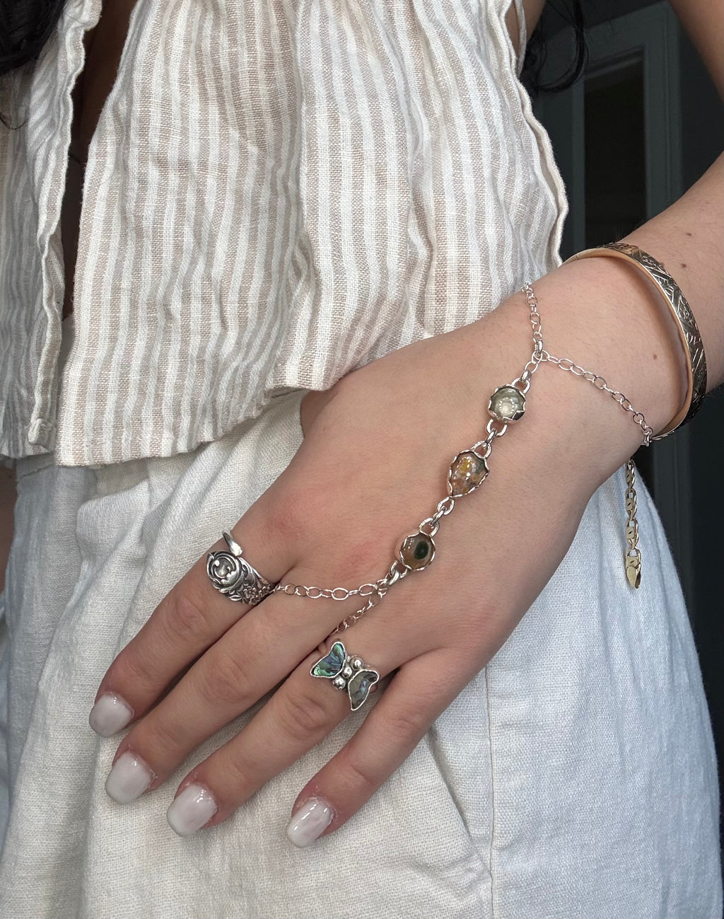 Coastal Flow Hand Chain