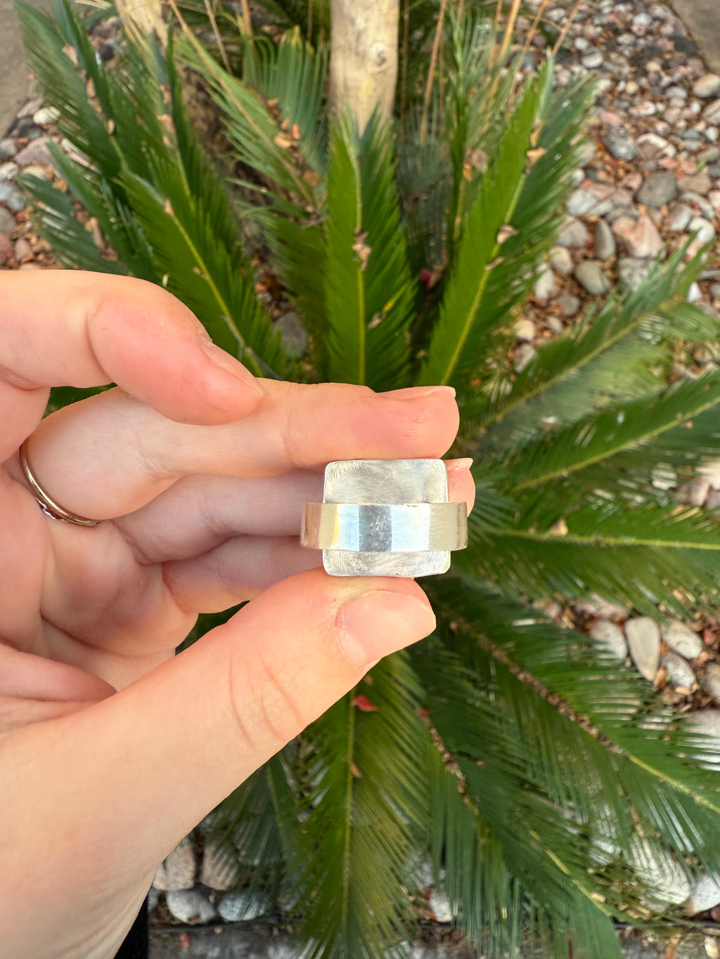 Ocean Square Ring