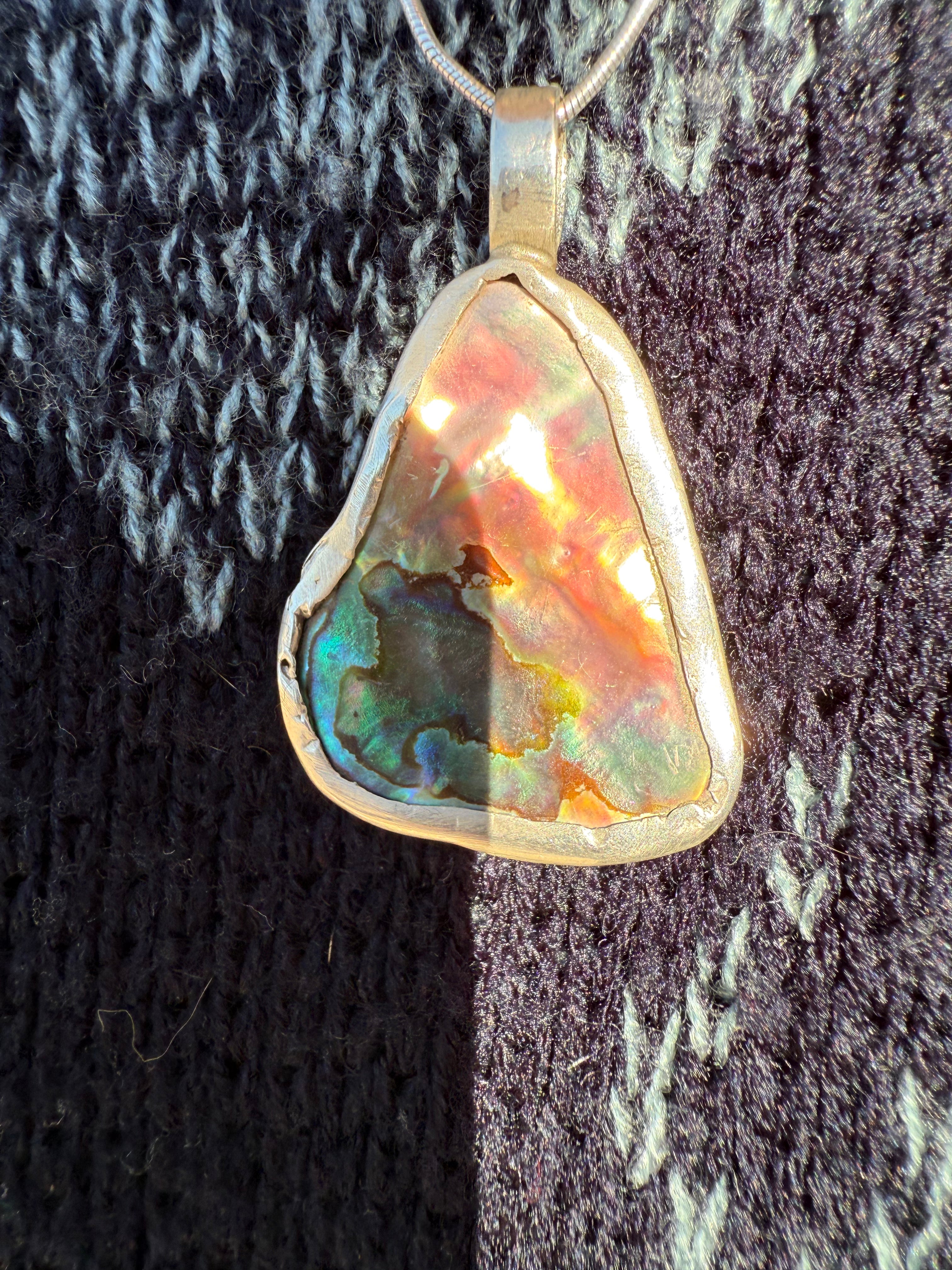 Rainbow Tide Pendant!